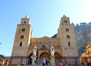 Cefalù: Guided Walking Tour & Cefalu Cathedral Mosaics