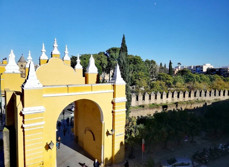 Picture 2 for Activity Seville: Entry Ticket to the Macarena Museum and City Tour