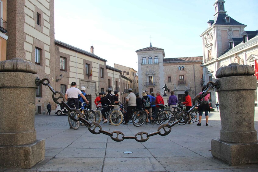 Picture 7 for Activity Madrid: Electric Bike City Sightseeing Tour