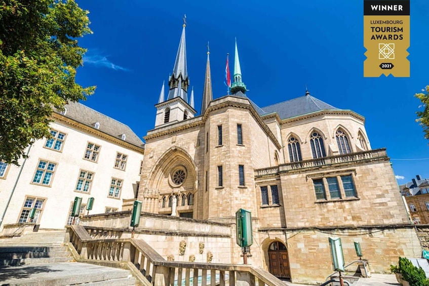 Luxembourg: Self-Guided Tour of the Notre Dame Cathedral