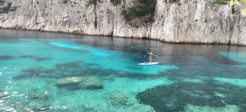 Cassis : Visite du parc national des Calanques en Standup Paddleboard