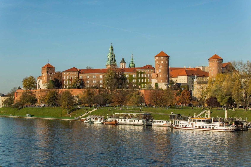 Picture 4 for Activity Krakow: Wawel Guided Tour with Lunch and River Cruise