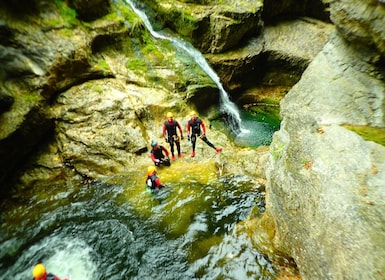 Salzburg: Canyoning für Fortgeschrittene in der Strubklamm
