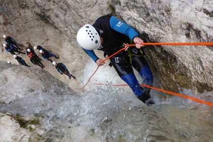 Bayern: Canyoning Tour für Anfänger