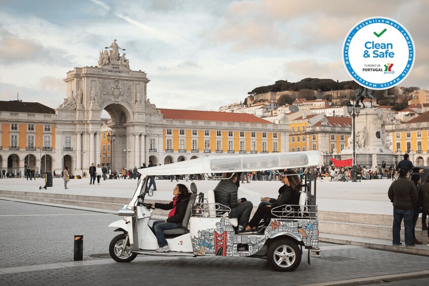 Lisbon: Half-Day Private Guided Tuk-Tuk Tour