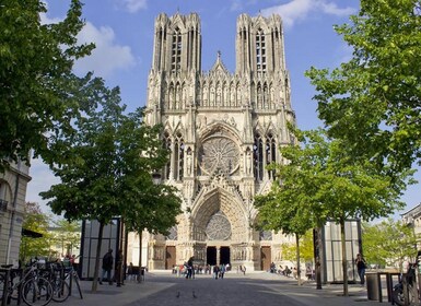 Reims: Opastettu kierros Notre Dame de Reimsin katedraalissa