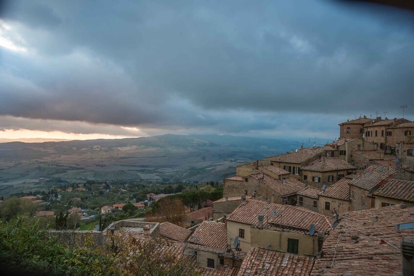 Picture 3 for Activity Volterra: Piazza dei Priori & Cathedral Private Walking Tour