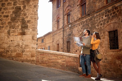 Volterra: Tur Jalan Kaki Pribadi Piazza dei Priori & Katedral