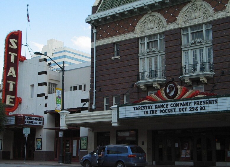 Picture 21 for Activity Austin: Panoramic City Center Tour with Stops