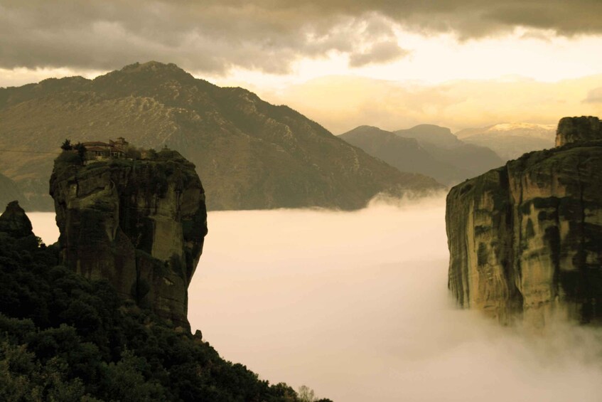 Picture 10 for Activity Kalabaka: Meteora Monasteries Minibus Tour with Photo Stops