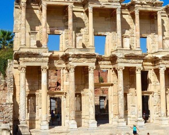 From Istanbul: 2-Day Ephesus, Pamukkale, & Hierapolis Tour