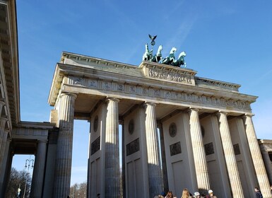 Berlin: Private Stadtrundfahrt mit dem Minivan