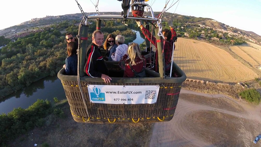 Toledo: Hot Air Balloon Ride with Spanish Breakfast