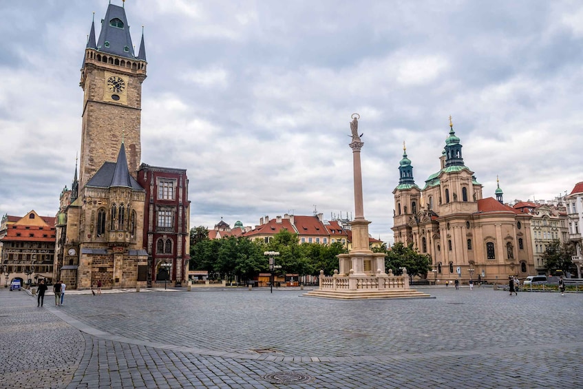 Picture 3 for Activity Prague: Iconic Insider Exterior Grand Walking Tour