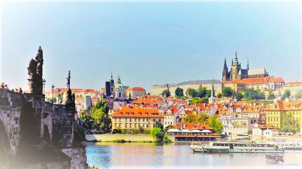 Prague Grand 4,5 hour exterior walking tour