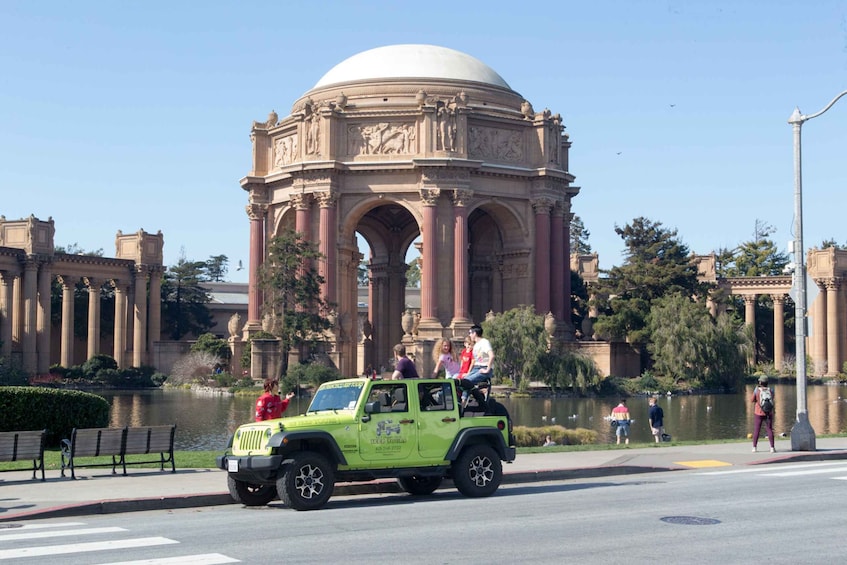 Picture 5 for Activity San Francisco: Private City Highlights Tour in a Jeep