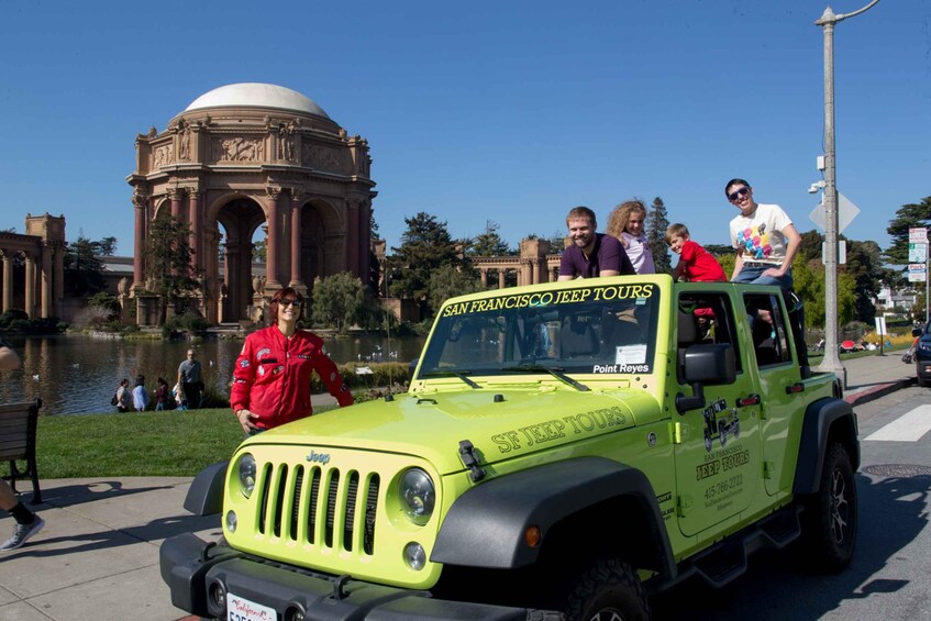 Picture 11 for Activity San Francisco: Private City Highlights Tour in a Jeep