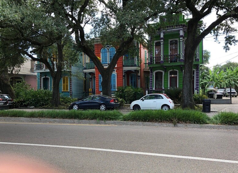 Picture 9 for Activity New Orleans: Guided Sightseeing Bike Tour