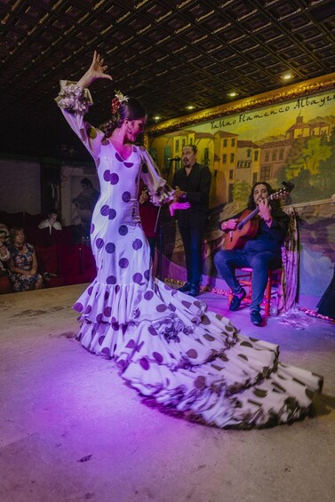 Picture 33 for Activity Granada: Flamenco Show at Tablao Flamenco Albayzín