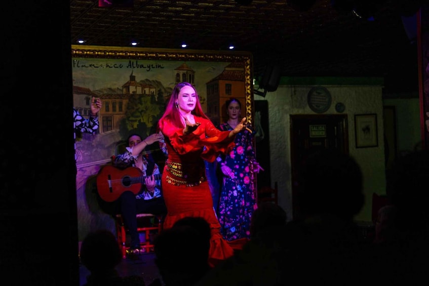 Picture 7 for Activity Granada: Flamenco Show at Tablao Flamenco Albayzín