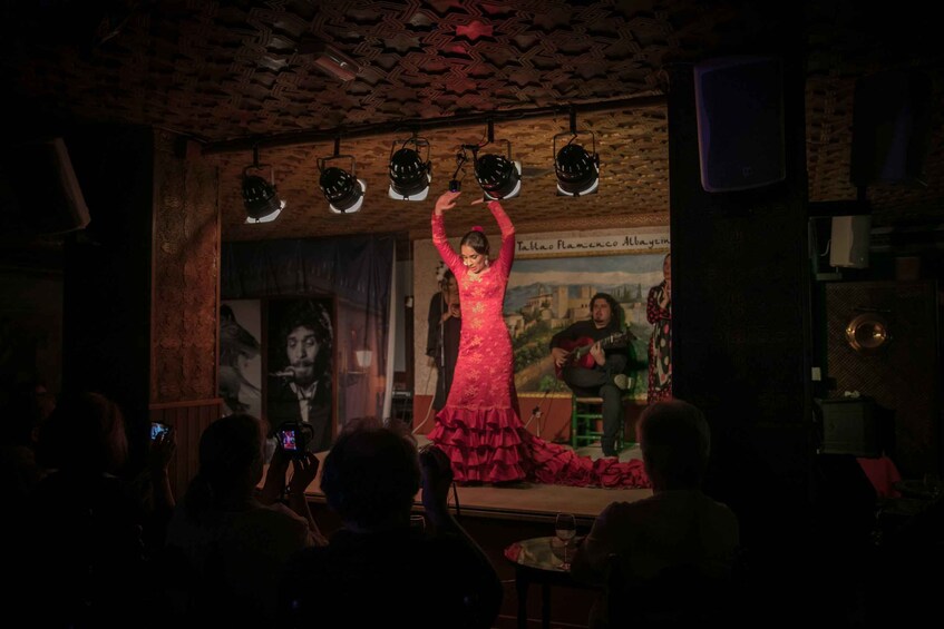 Picture 2 for Activity Granada: Flamenco Show at Tablao Flamenco Albayzín