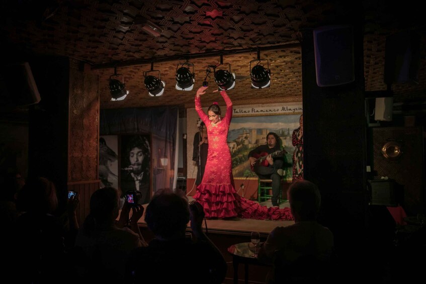 Picture 2 for Activity Granada: Flamenco Show at Tablao Flamenco Albayzín