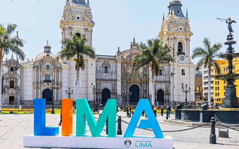 Picture 4 for Activity Lima: City Highlights Day Tour