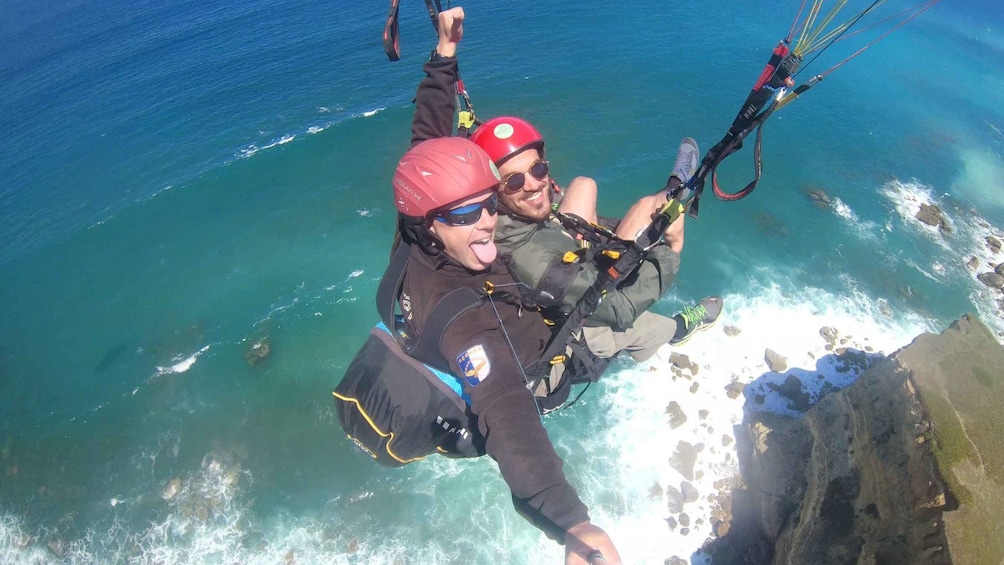 Picture 1 for Activity Costa de Caparica: Paragliding Tandem Flight
