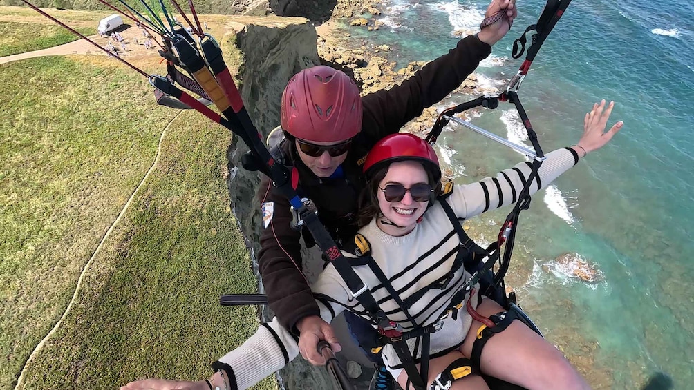 Picture 34 for Activity Costa de Caparica: Paragliding Tandem Flight