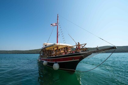 Vanuit Poreč: Bootdagtocht naar Rovinj met vislunch