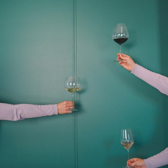Picture 3 for Activity WOW Porto: The Wine School Workshops and Tastings