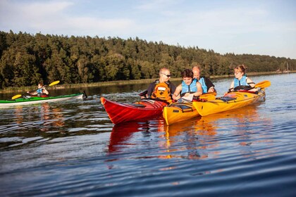 Vaxholm: Stockholm Archipelago Sunset Kayaking Tour and Fika