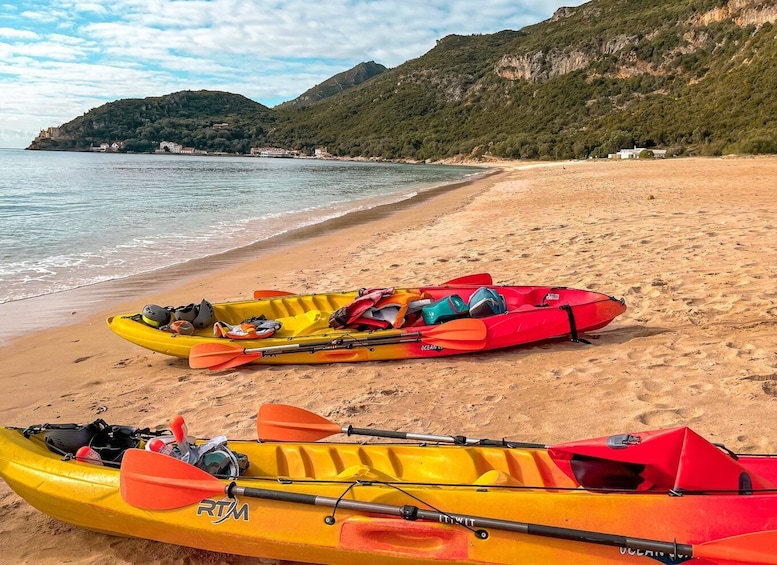 Lisbon: Arrábida All-Inclusive Kayak Adventure Tour