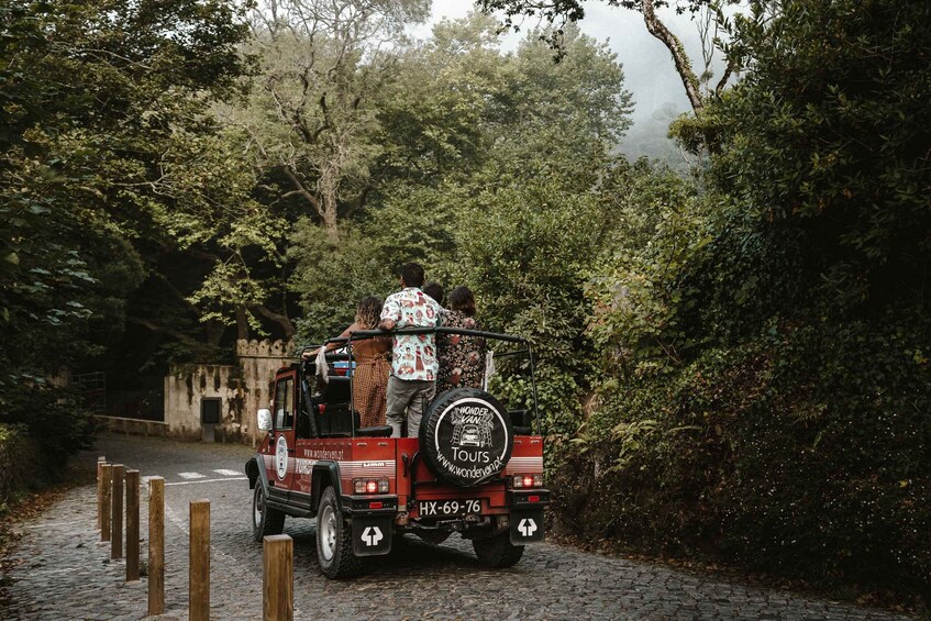 Picture 12 for Activity Sintra: Historical Jeep Tour