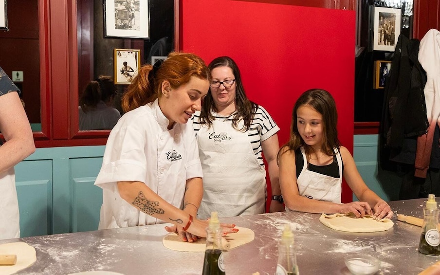 Picture 5 for Activity Authentic Pizza & Tiramisu Class with Wine & Limoncello