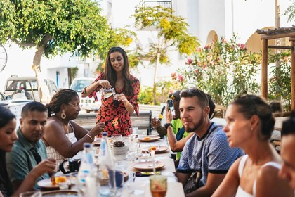 Naxos: Naxos Stadt Food Tour mit inkludierten Verkostungen und Wein