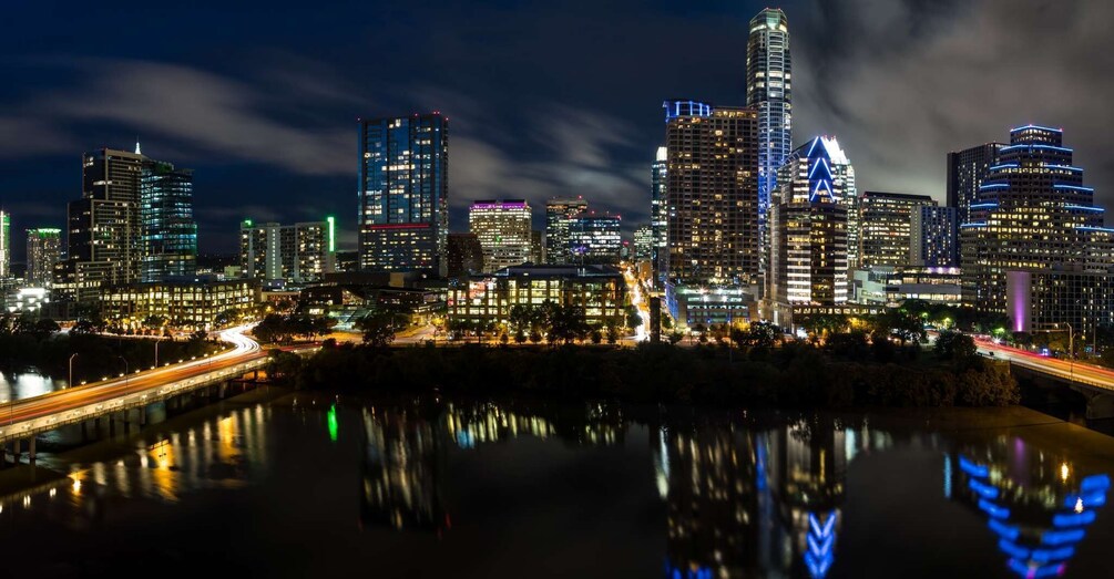 Picture 4 for Activity Austin: Haunted Pub Crawl Walking Tour