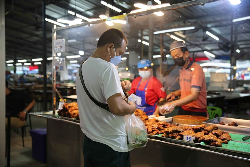 Picture 4 for Activity From Khao Lak: Phuket Big Buddha & Naka Weekend Market