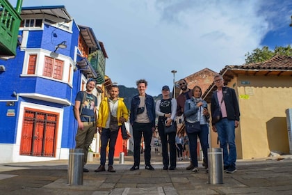 Bogotà: Tour a piedi di La Candelaria con rinfresco
