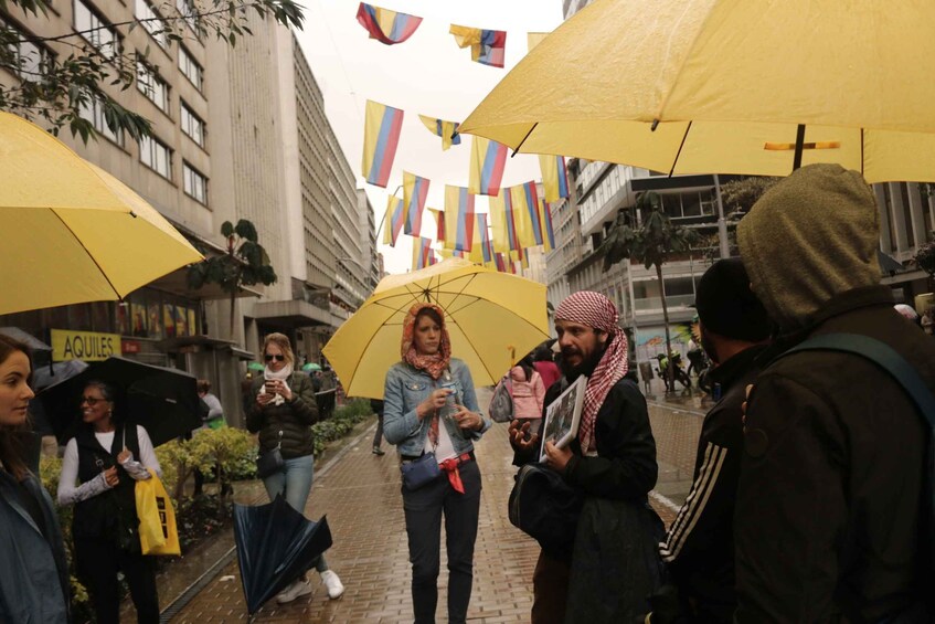 Picture 2 for Activity Bogotá: Walking Tour in La Candelaria with Refreshments