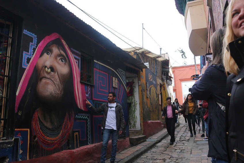 Picture 4 for Activity Bogotá: Guided La Candelaria Walking Tour