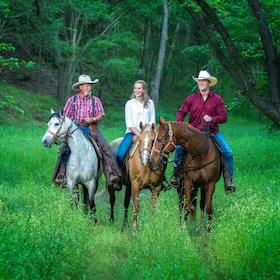 Waco: recorrido a caballo con guía vaquero