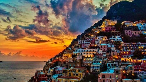 Amalfi: Sunset Driving Tour & Sightseeing in Positano