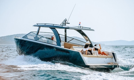Vodice: Luxe reis naar Kornati op Colnago Speedboot