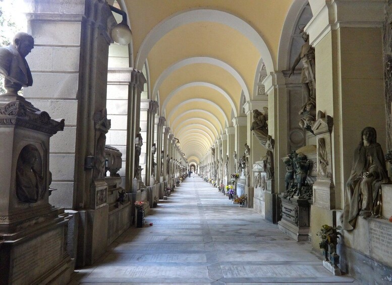 Picture 1 for Activity Milan: Monumental Cemetery Group Walking Tour