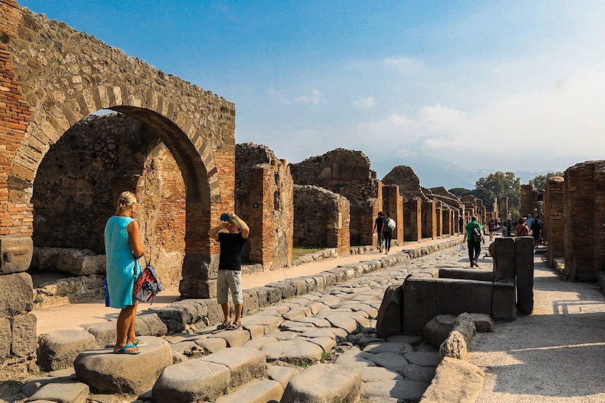 From Sorrento: Skip-the-line Pompeii Guided Tour