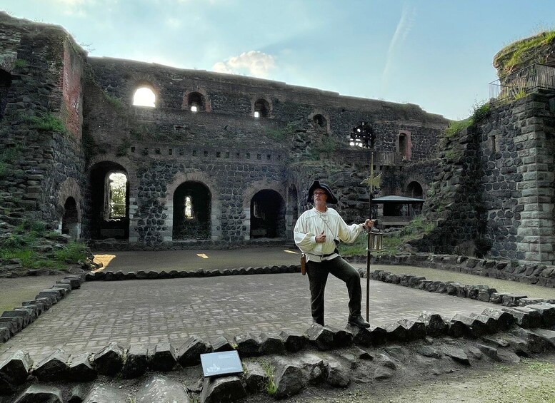 Picture 2 for Activity Düsseldorf: Guided Night Watchman Tour through Kaiserswerth