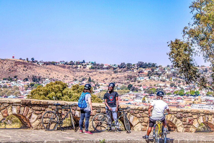 Picture 5 for Activity Cape Town: bicycle History Experience with Coffee