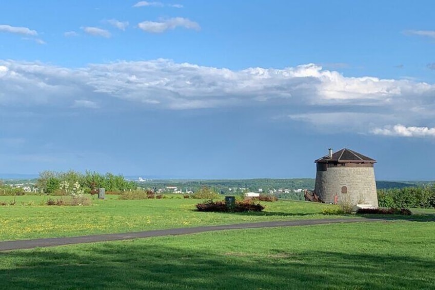 Montcalm and Saint-Jean Baptiste districts Walking Tour