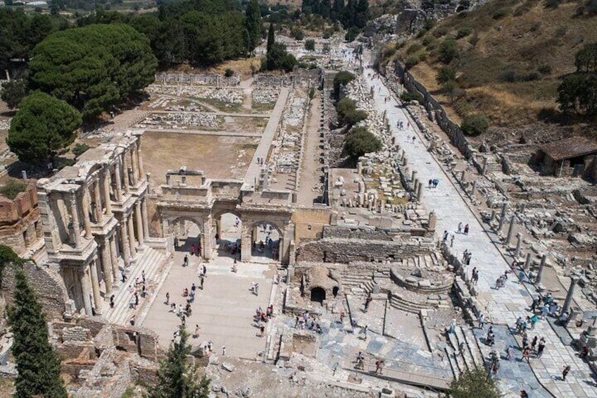 Full-Day Guided Ephesus Tour From Marmaris with Transfers and Lunch